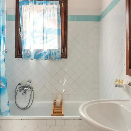 Charming Small 4vin Bella Sleeps 4 With Pool