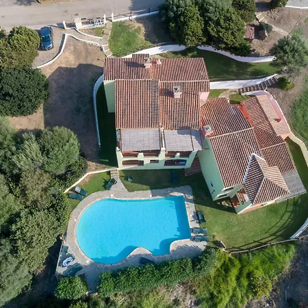 Charming Small 4vin Bella Sleeps 4 With Pool *