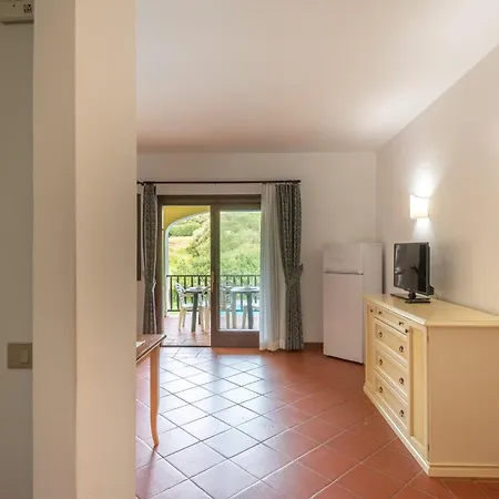 Charming Small 4vin Bella Sleeps 4 With Pool Apartment
