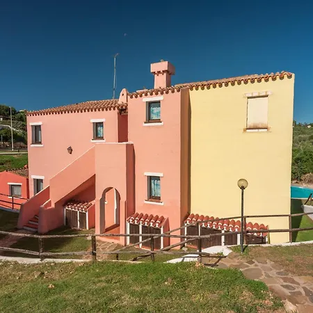Daire Charming Small 4vin Bella Sleeps 4 With Pool *