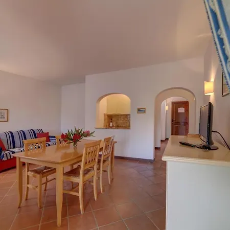 Charming Small 4vin Bella Sleeps 4 With Pool * Punta de su Torrione