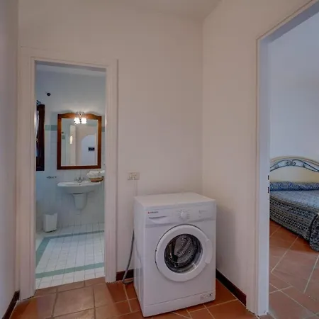 Charming Small 4vin Bella Sleeps 4 With Pool
