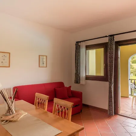 Charming Small 4vin Bella Sleeps 4 With Pool Apartment
