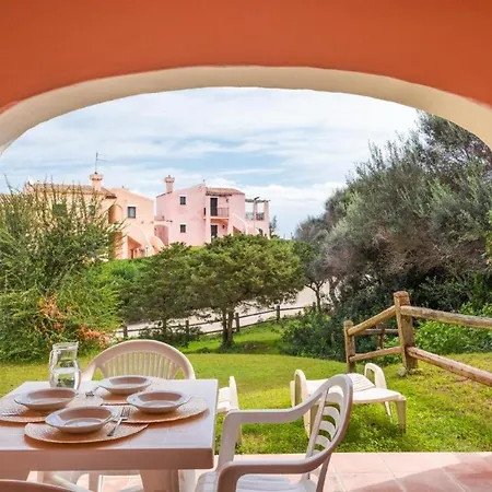 Charming Small 4vin Bella Sleeps 4 With Pool Apartmán *