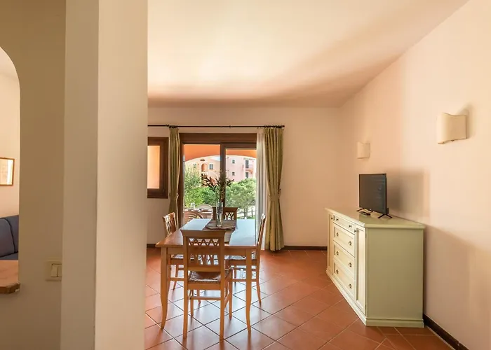 Charming Small 4vin Bella Sleeps 4 With Pool Punta de su Torrione